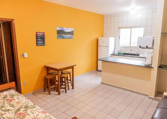 Apartamento Praia Grande Ubatuba Próximo Mar Internet WiFi